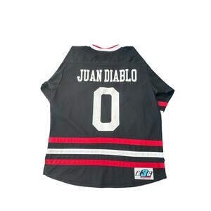 Upgrade your sports jersey collection with this rare custom hockey jersey‎